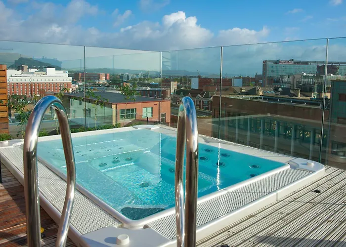 Top Last Minute Hotels in Belfast