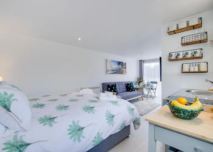 Top Hotels in Saltdean Brighton for a Seaside Escape