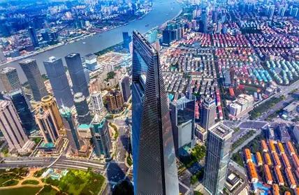 Im Shanghai World Financial Center am Fluss Huangpu findest du das Park Hyatt.
